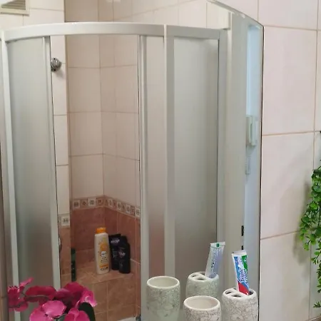 Stan Na Dan Centar * ビイェリナ