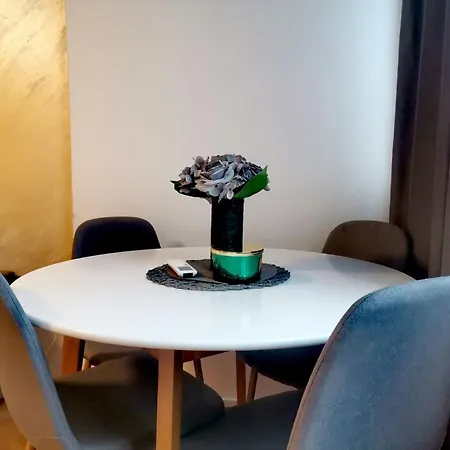 Stan Na Dan Centar アパート