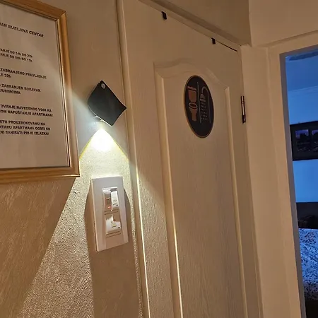 شقة Stan Na Dan Centar بييلينا