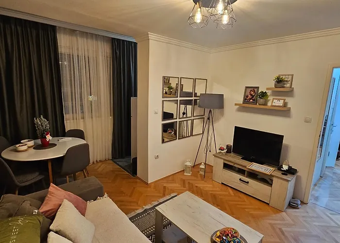 Stan Na Dan Centar شقة